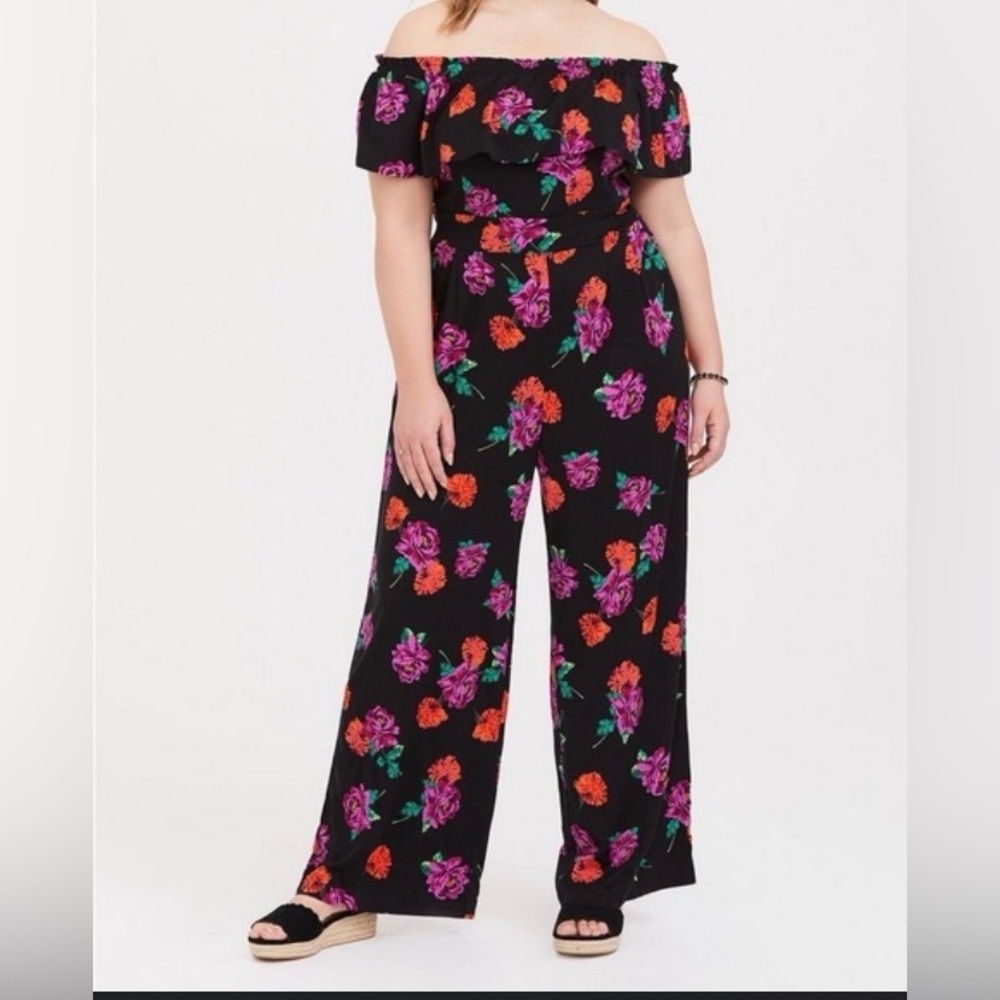 Torrid Pantsuit Romper Off the Shoulder Black Floral Bohemian Summer Size 3